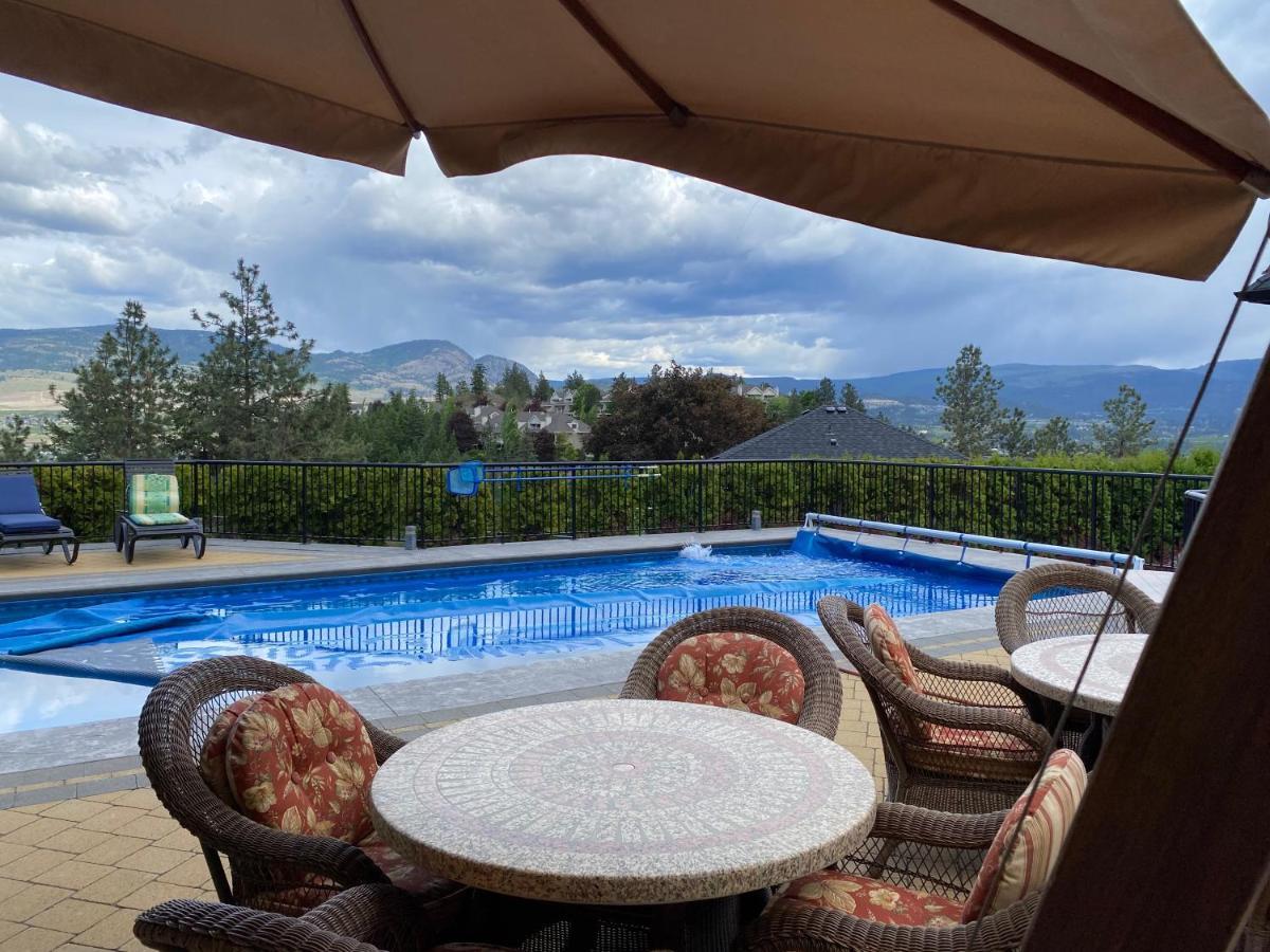 Under The Tree - Bed & Breakfast Kelowna Exterior foto